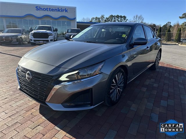 Used 2023 Nissan Altima 2.5 SV video 1