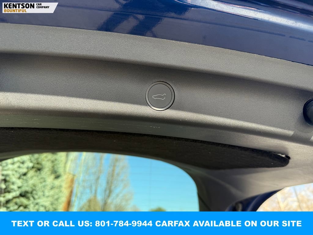 Used 2023 Tesla Model Y Long Range image 32