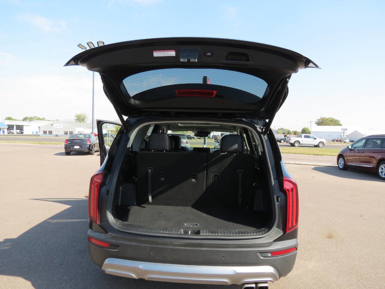 Used 2022 Kia Telluride EX w/ EX Premium Package image 28