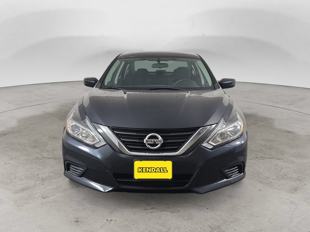 Used 2017 Nissan Altima 2.5 S w/ Power Driver Seat Package FWD image 2