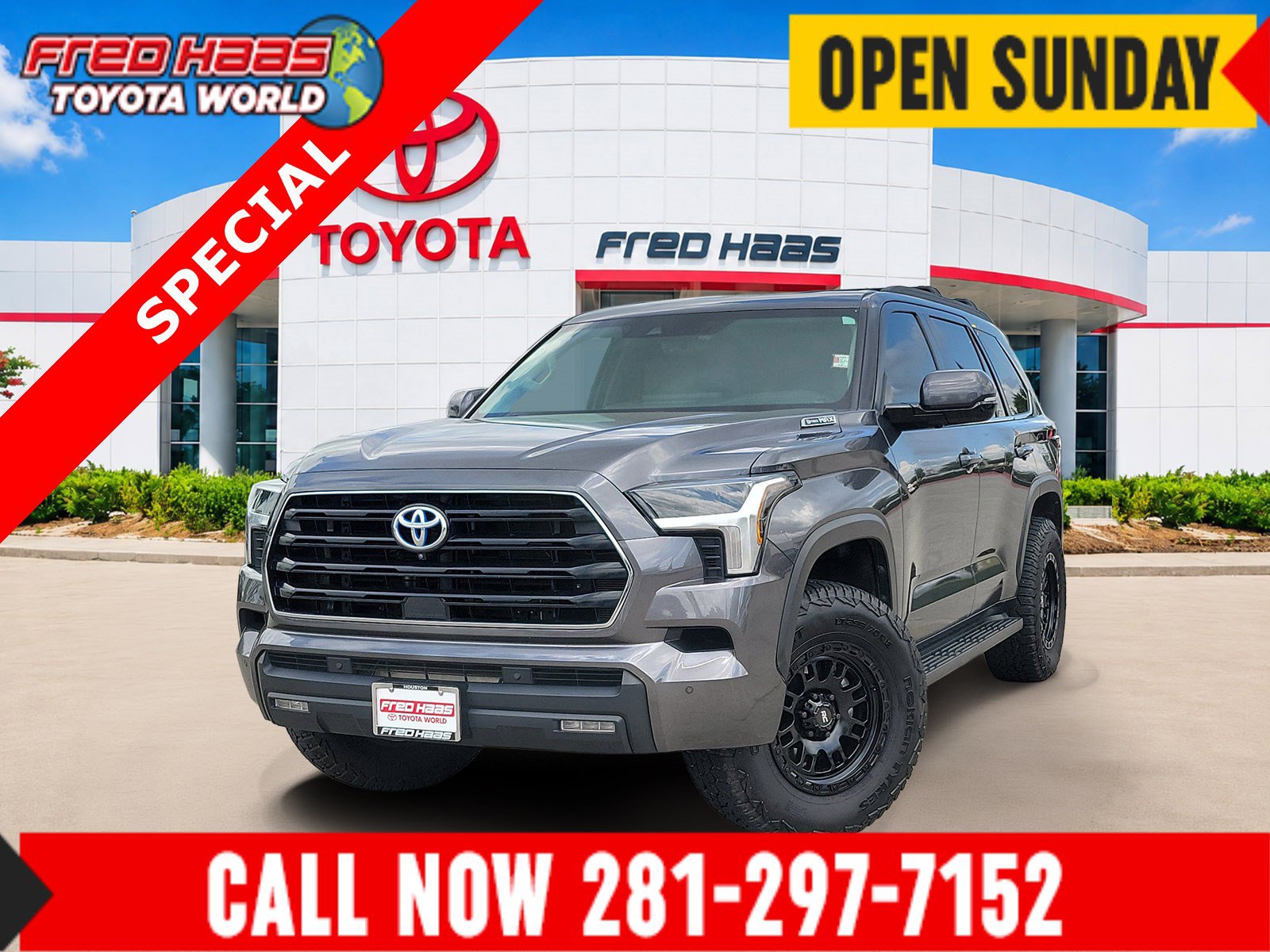 Used 2024 Toyota Sequoia SR5 w/ SR5 Premium Package AWD/4WD image 1