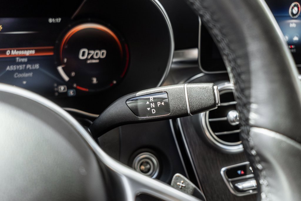 Used 2022 Mercedes-Benz GLC 300 4MATIC image 23