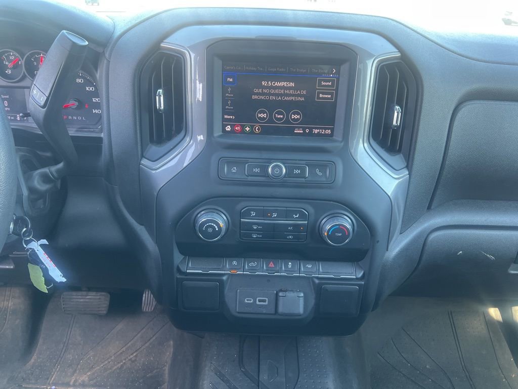 Used 2022 Chevrolet Silverado 1500 Custom image 10