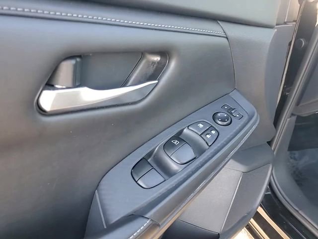 Used 2023 Nissan Sentra SV image 13