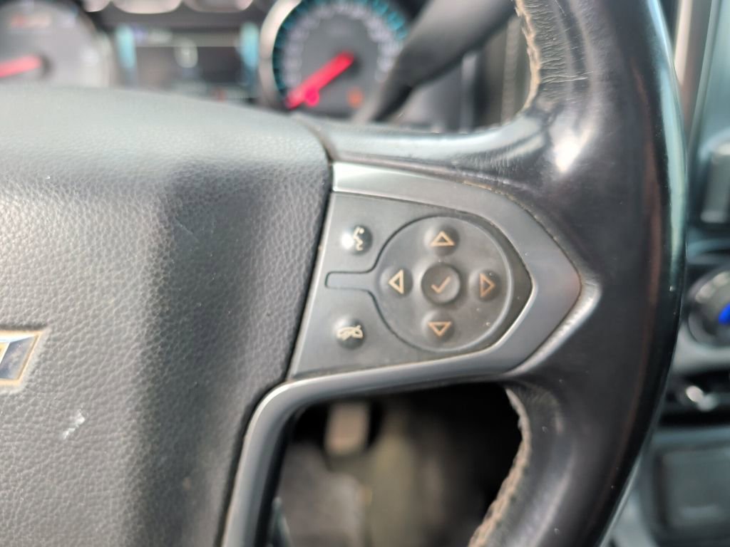 Used 2017 Chevrolet Silverado 1500 LTZ Z71 image 16