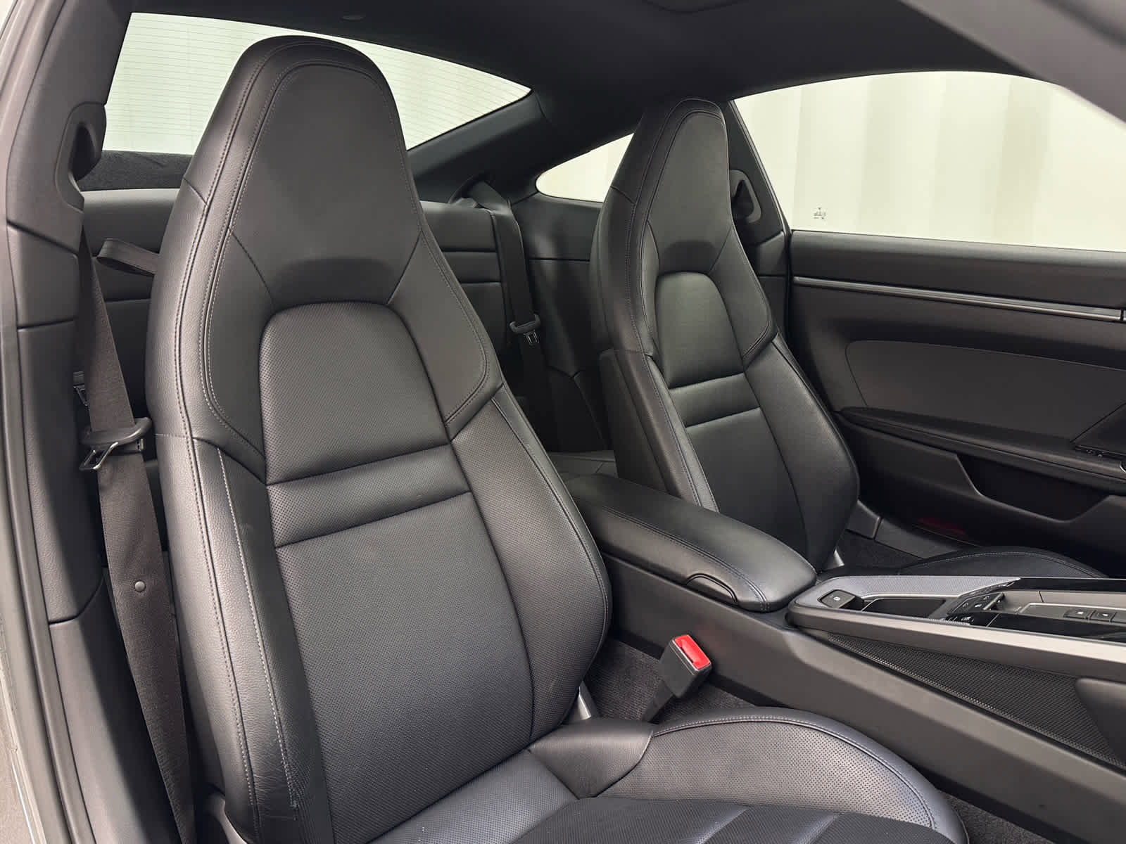 Used 2020 Porsche 911 Carrera image 16