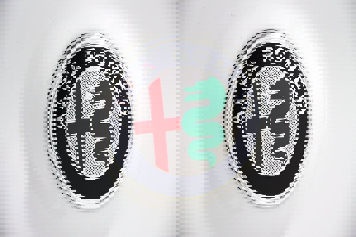 Used 2024 Alfa Romeo Stelvio Veloce image 26