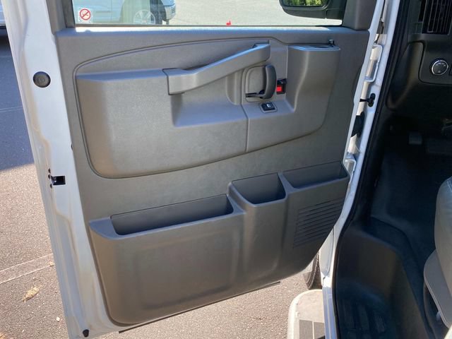Used 2025 GMC Savana 2500 w/ Driver Convenience Package RWD image 10
