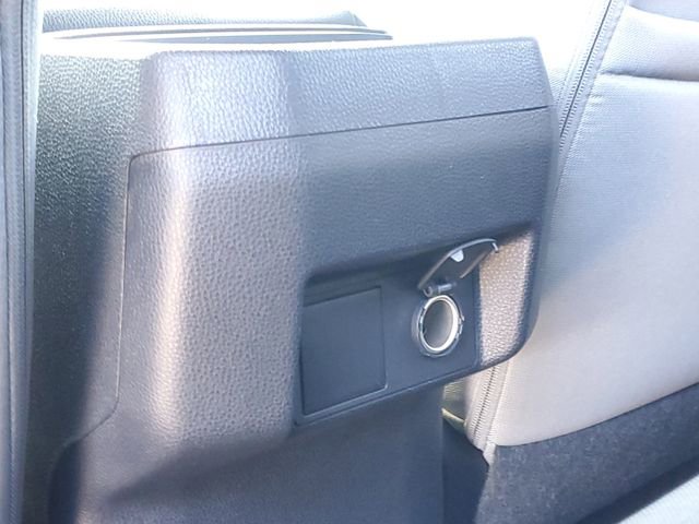 Used 2025 Toyota Tacoma TRD Off-Road image 30