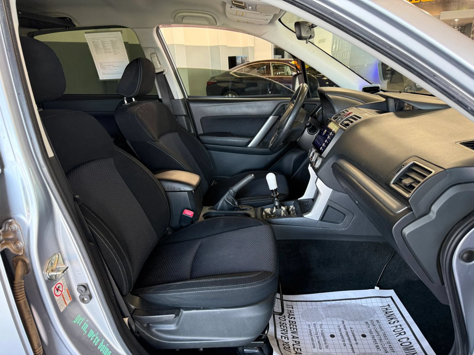 Used 2017 Subaru Forester 2.5i AWD/4WD image 12