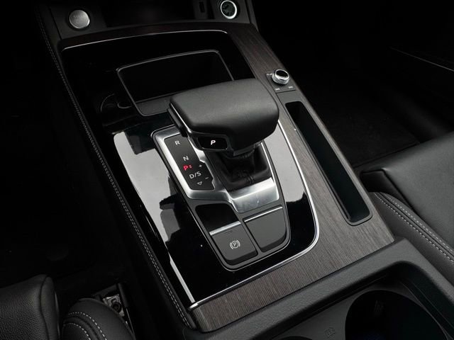 Certified 2025 Audi Q5 2.0T Premium Plus image 19