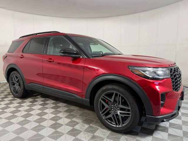 Used 2025 Ford Explorer ST AWD/4WD image 10