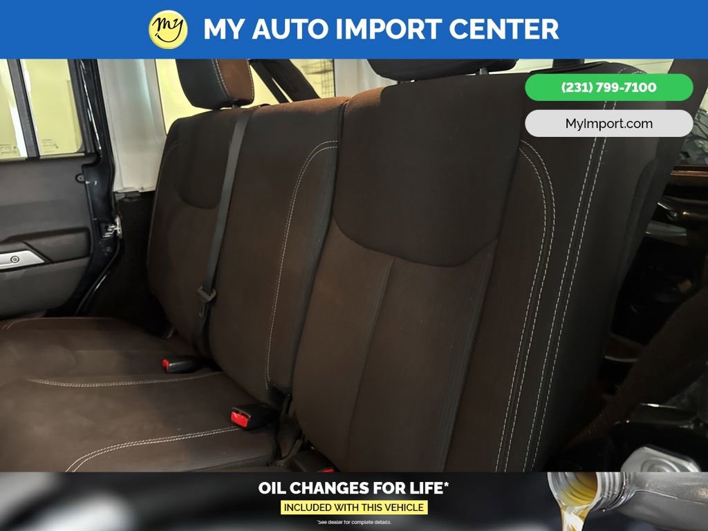 Used 2017 Jeep Wrangler Unlimited Sahara w/ Dual Top Group image 22