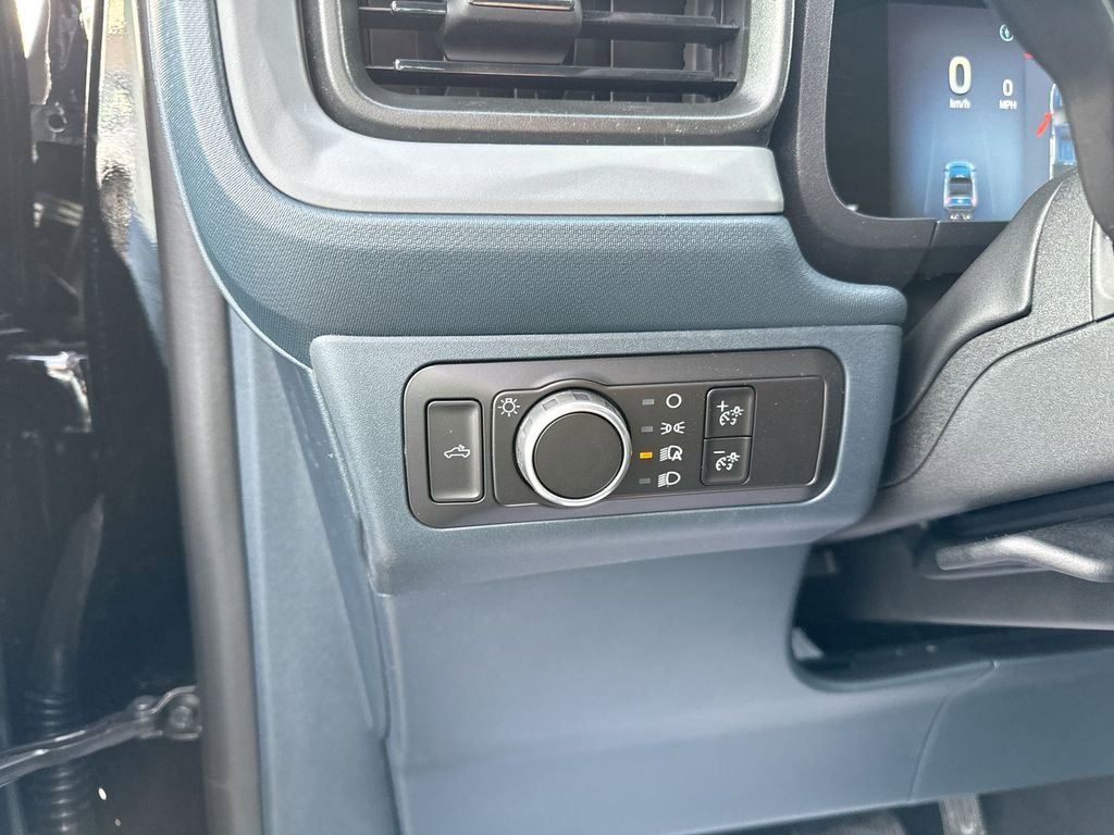 New 2026 Ford Maverick XLT w/ XLT Luxury Package image 18