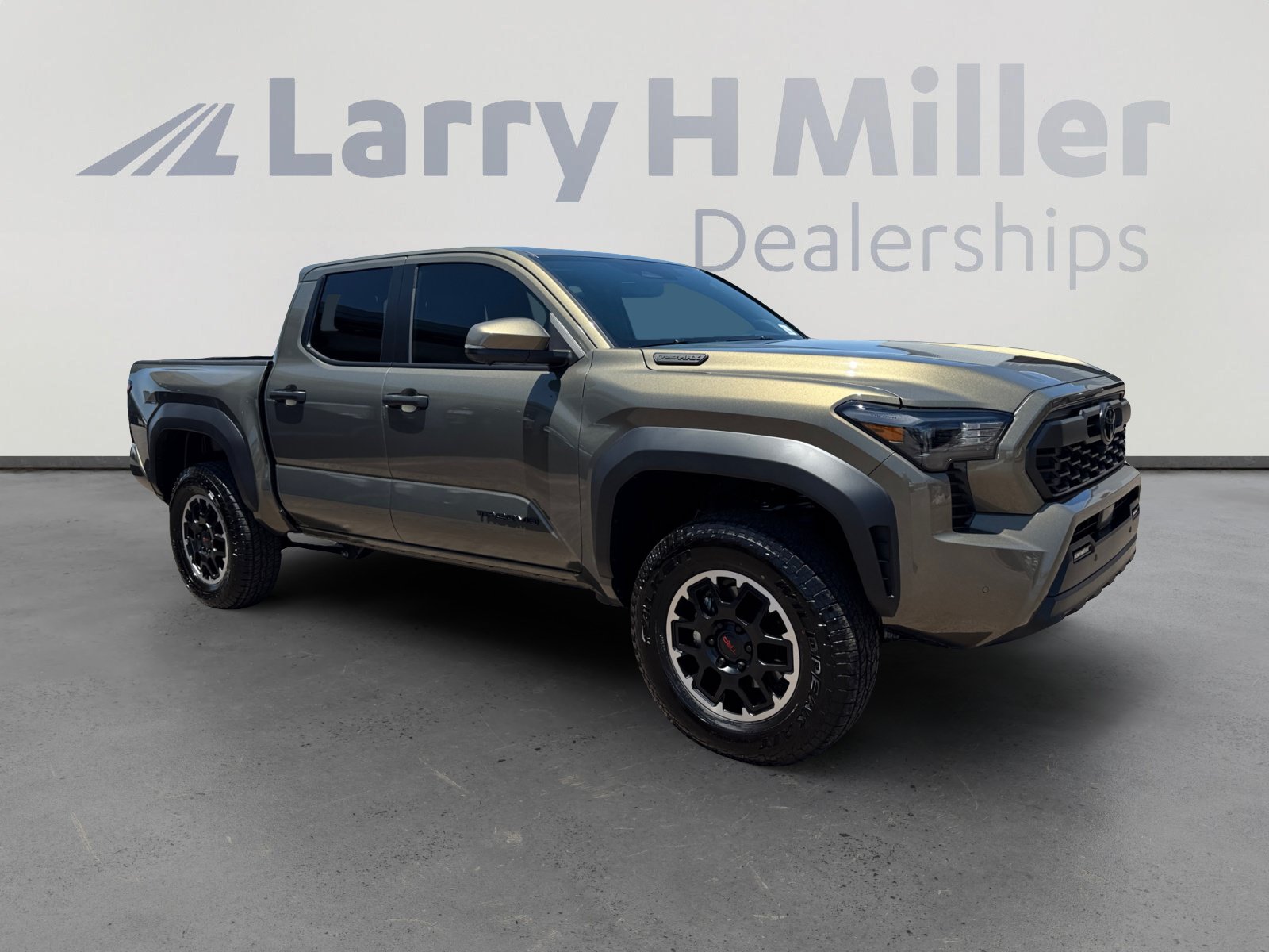 Used 2026 Toyota Tacoma TRD Off-Road w/ TRD Off Road Premium Package AWD/4WD image 7