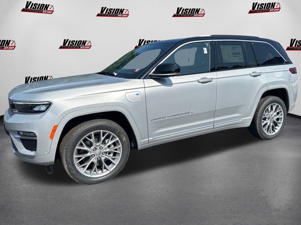 Used 2023 Jeep Grand Cherokee Summit image 1