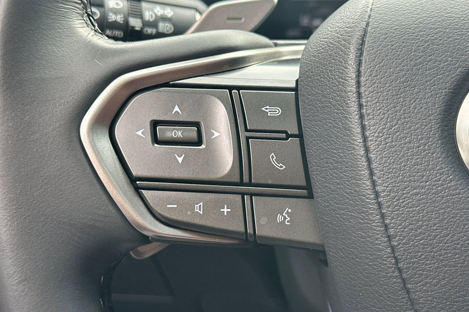 Used 2022 Lexus NX 350h AWD image 30