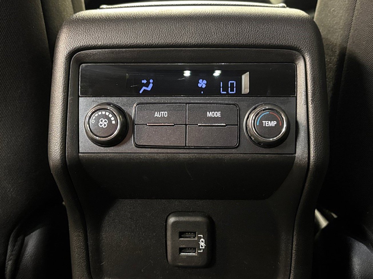 Used 2019 GMC Acadia SLE FWD image 30