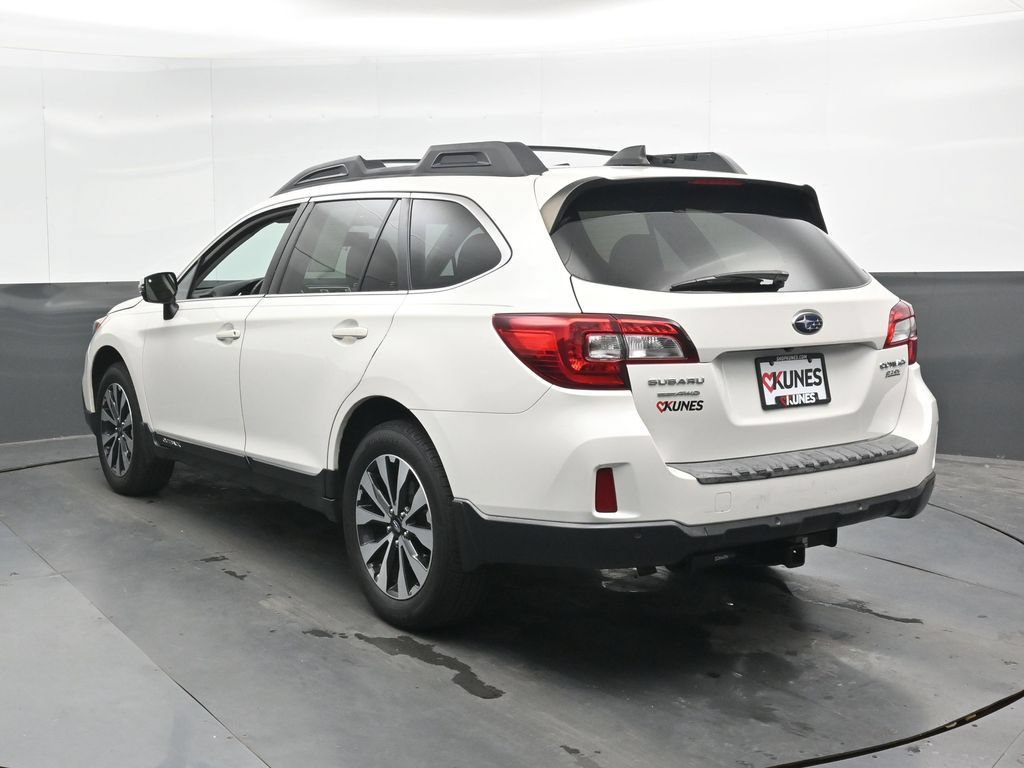 Used 2017 Subaru Outback 2.5i Limited AWD/4WD image 10