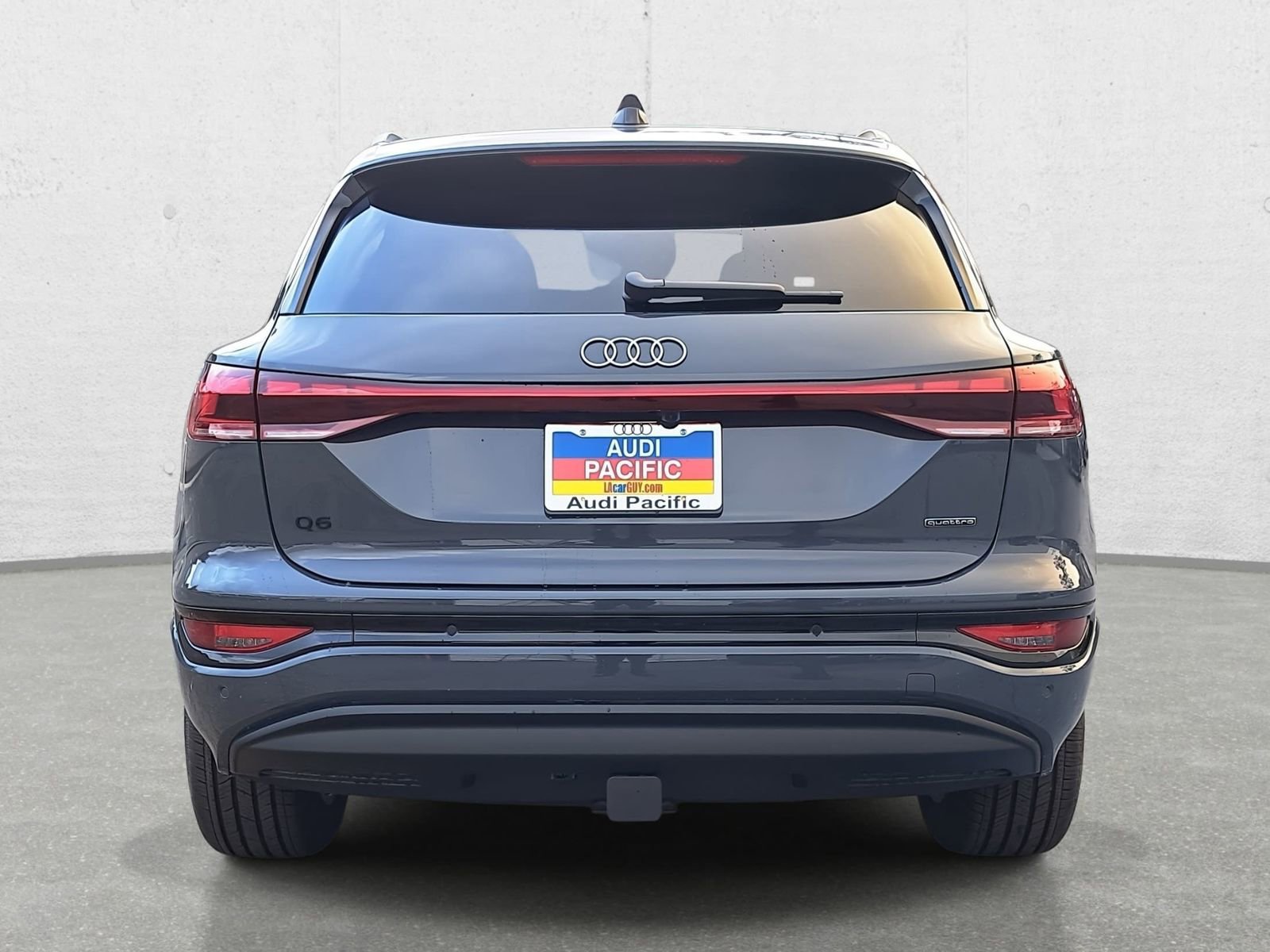 New 2025 Audi Q6 e-tron Premium image 6