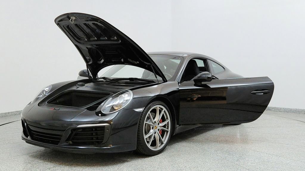 Used 2017 Porsche 911 Carrera S image 9