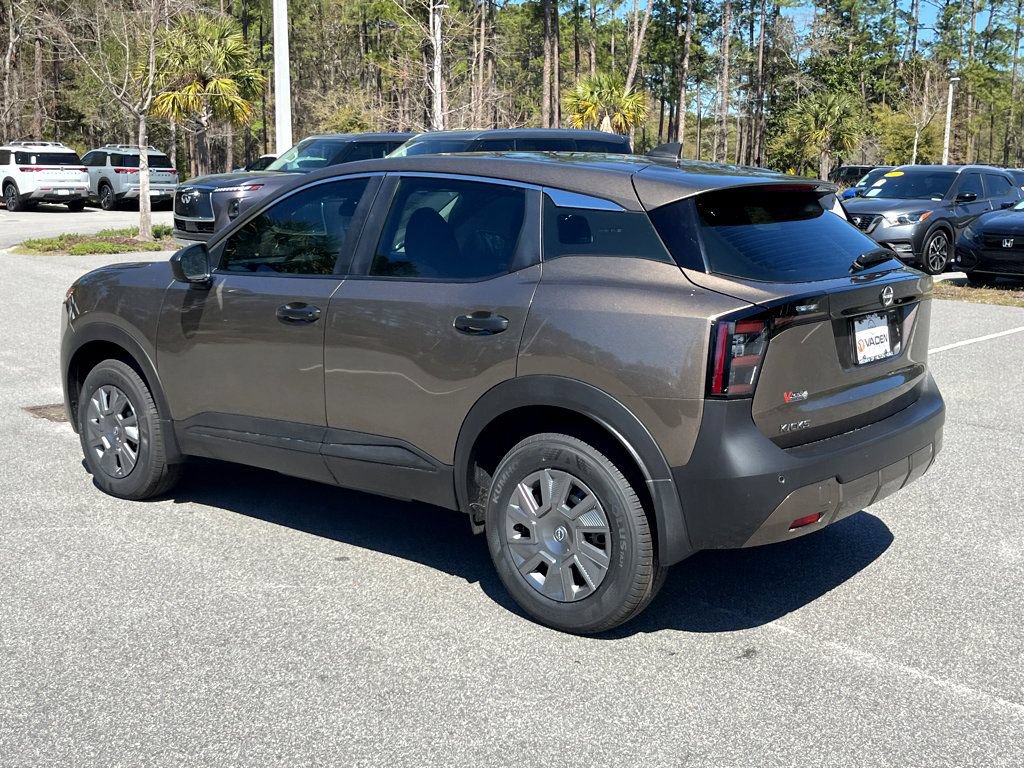 New 2025 Nissan Kicks SR FWD image 11