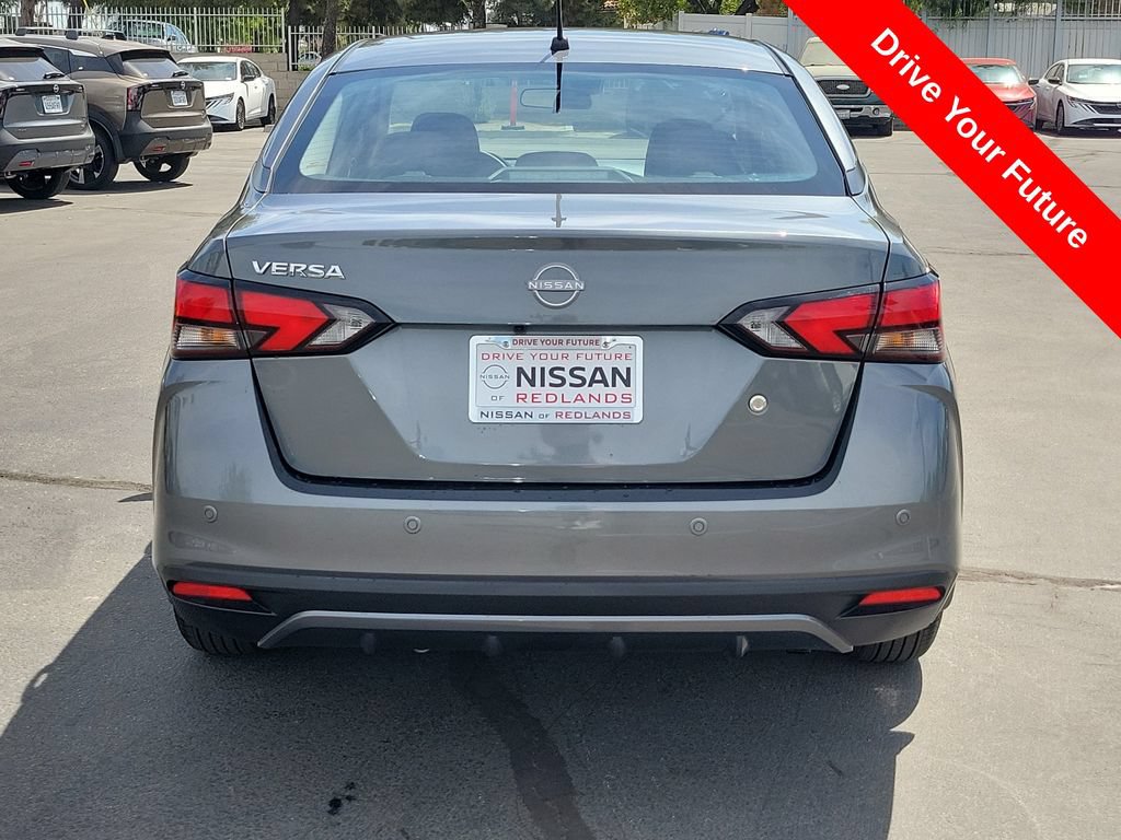 Used 2025 Nissan Versa S w/ Trunk Package FWD image 32