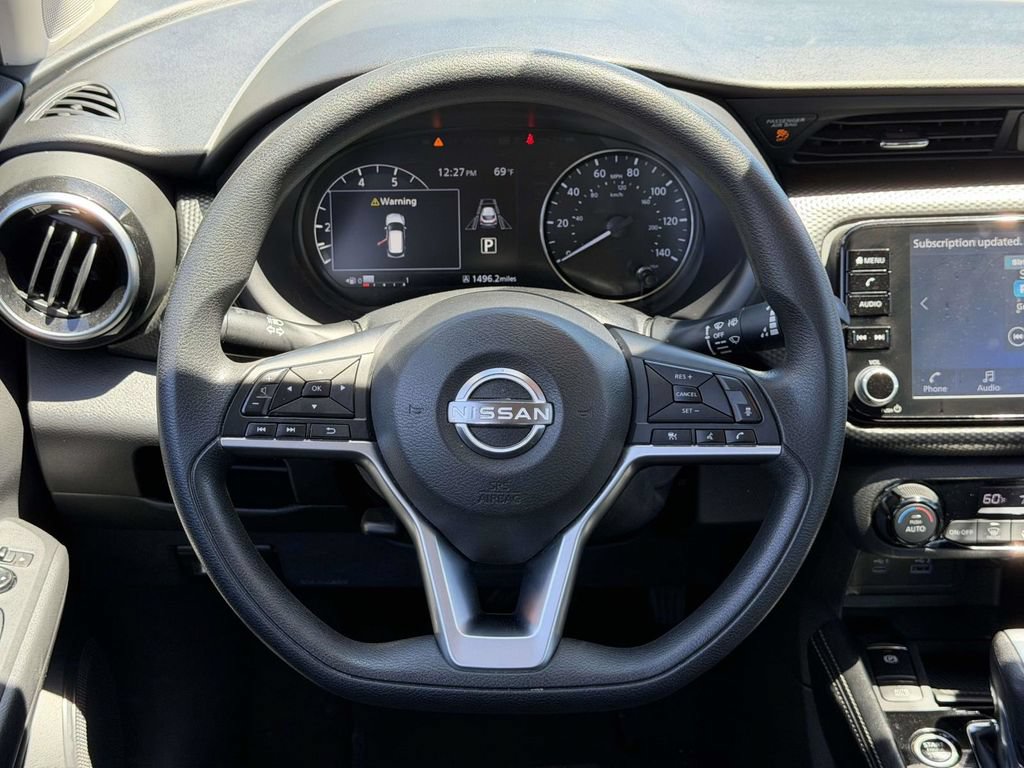 Used 2022 Nissan Kicks SV FWD image 17