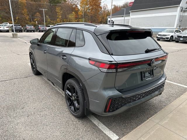 New 2026 Volkswagen Tiguan SE R-Line image 5