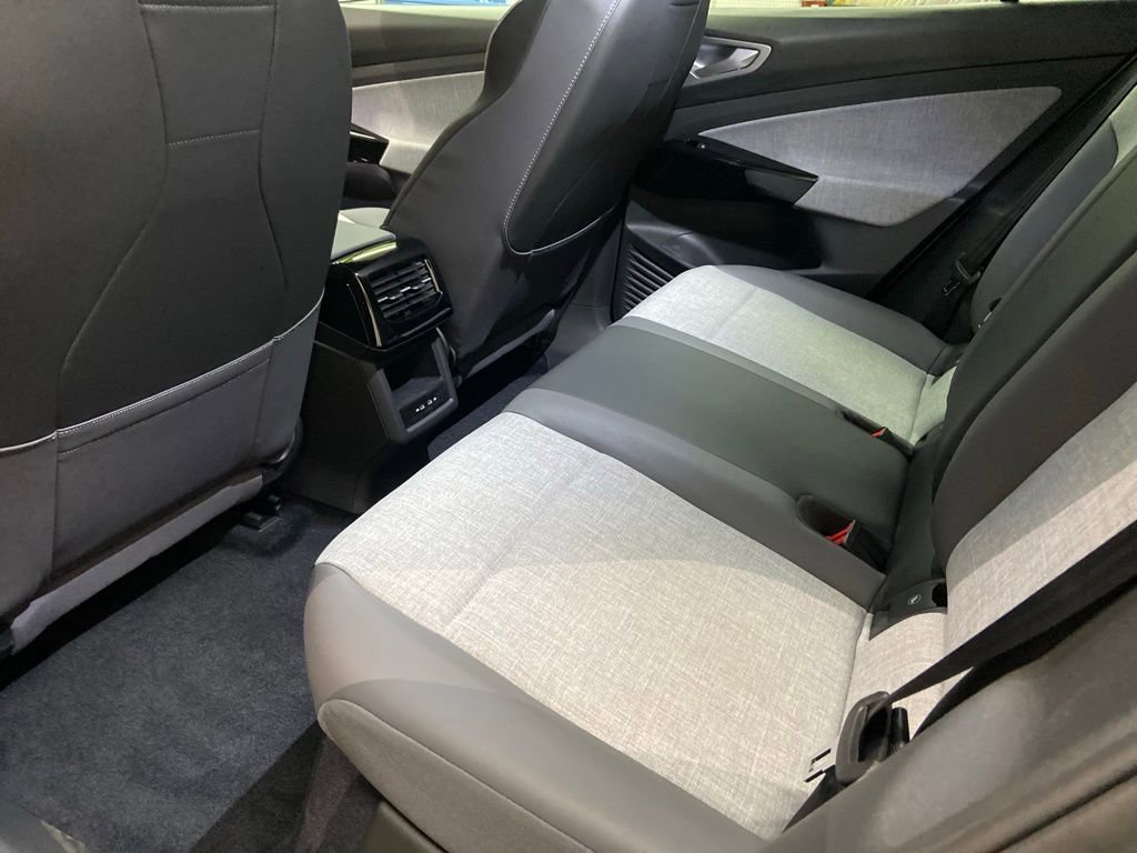 New 2026 Volkswagen ID.4 Pro AWD/4WD image 5