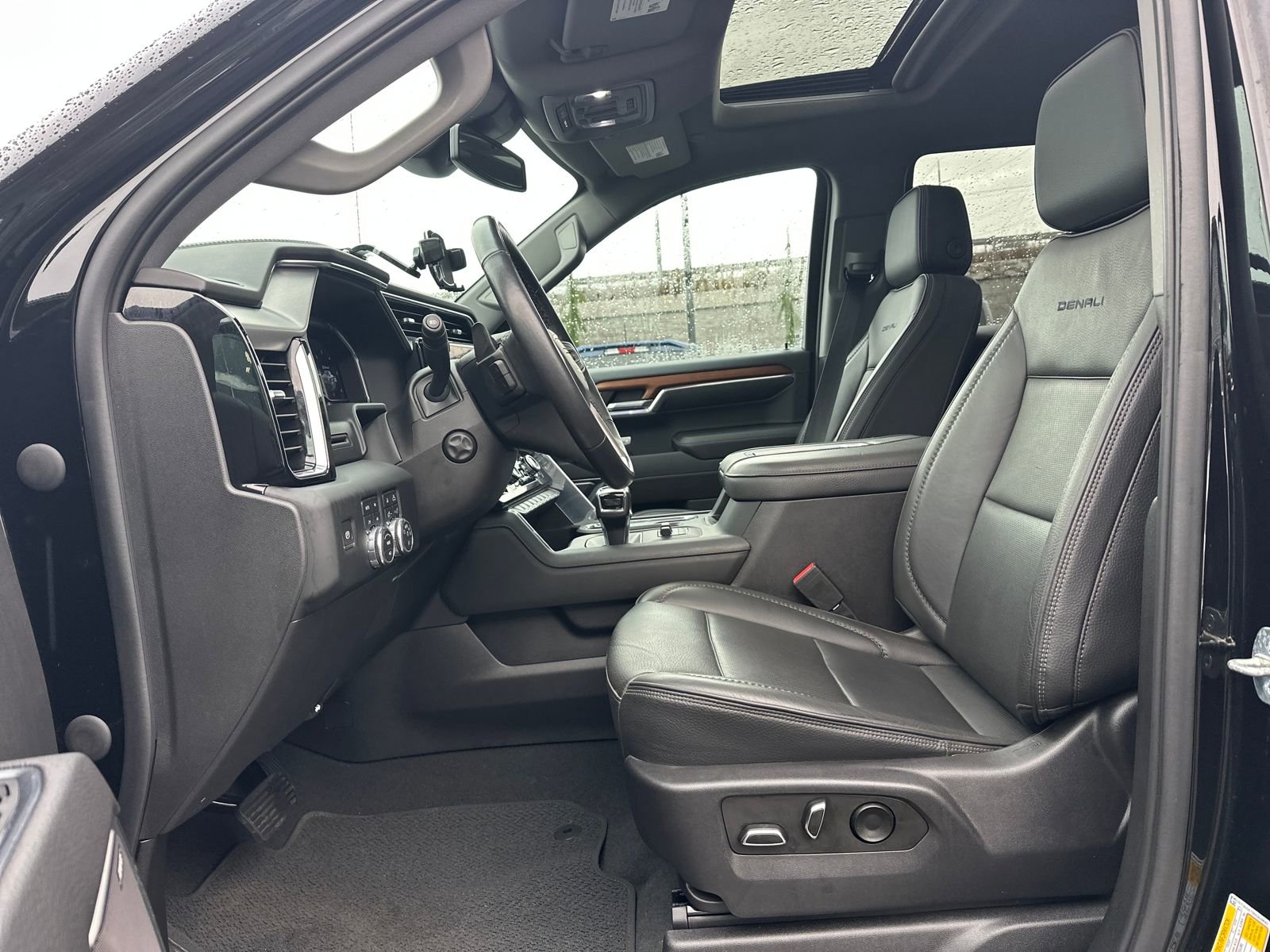 Used 2022 GMC Sierra 1500 Denali image 10
