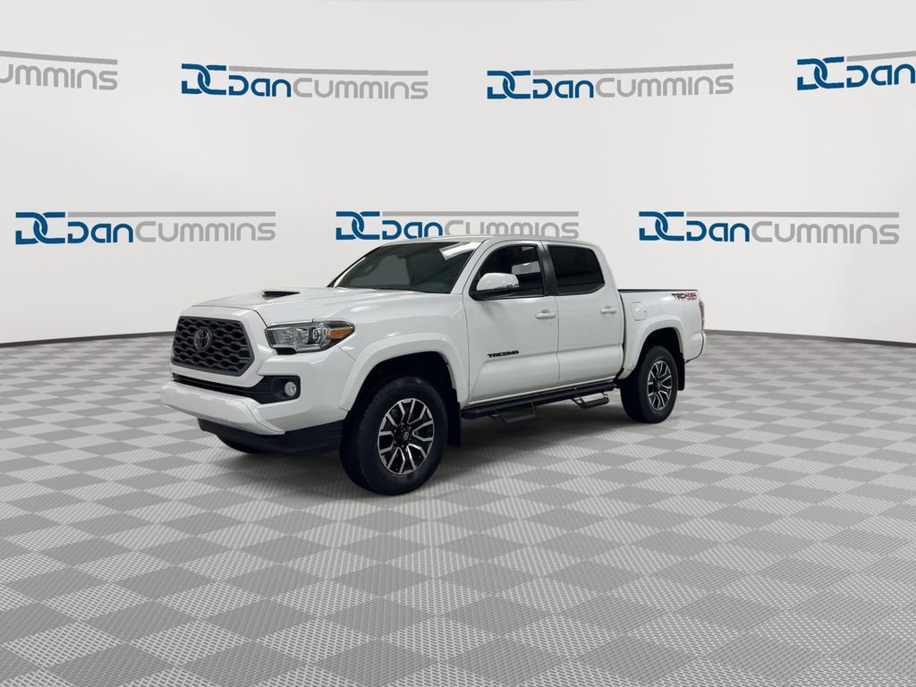 Used 2023 Toyota Tacoma TRD Sport AWD/4WD image 4