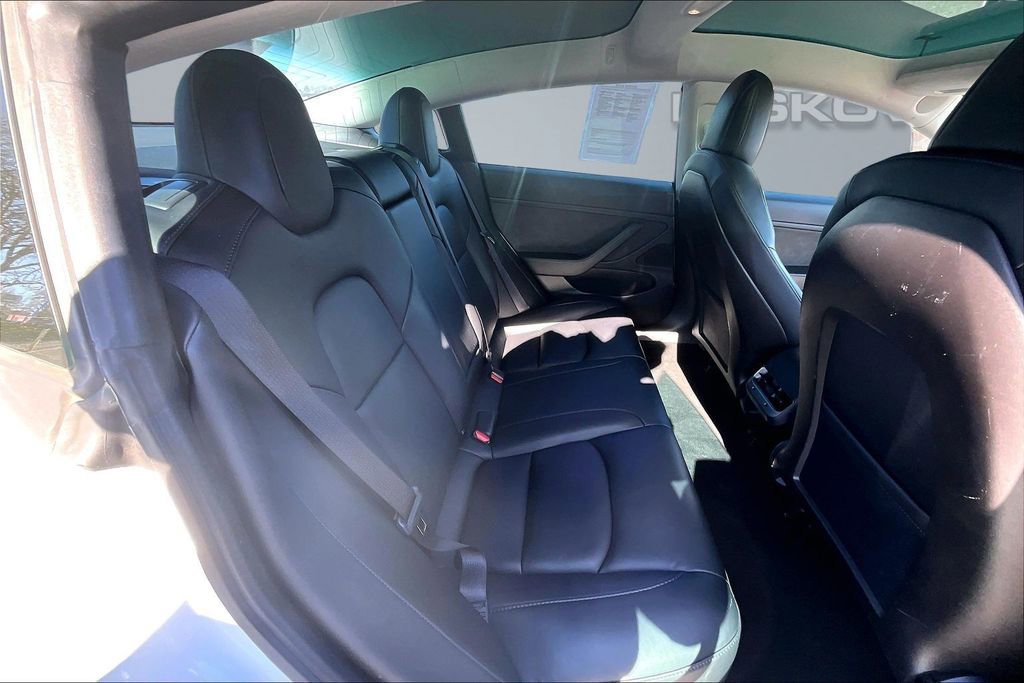 Used 2020 Tesla Model 3 Performance image 26