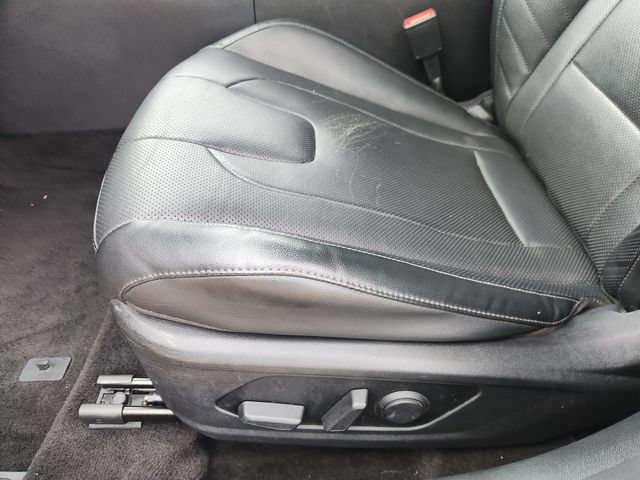 Used 2022 Hyundai Elantra Limited FWD image 27