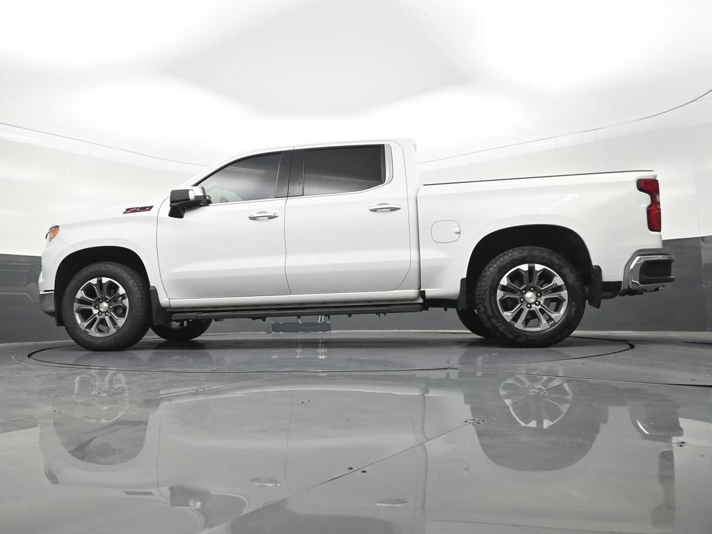 Used 2023 Chevrolet Silverado 1500 LTZ w/ Z71 Off-Road Package AWD/4WD image 25