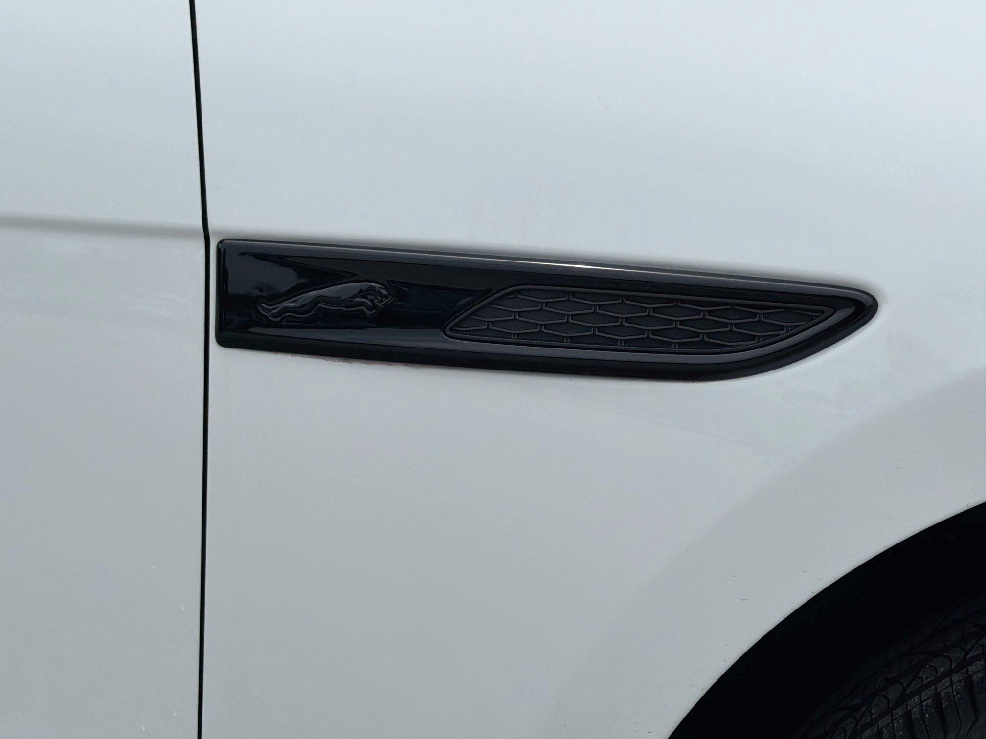 New 2026 Jaguar F-PACE R-Dynamic S AWD/4WD image 45
