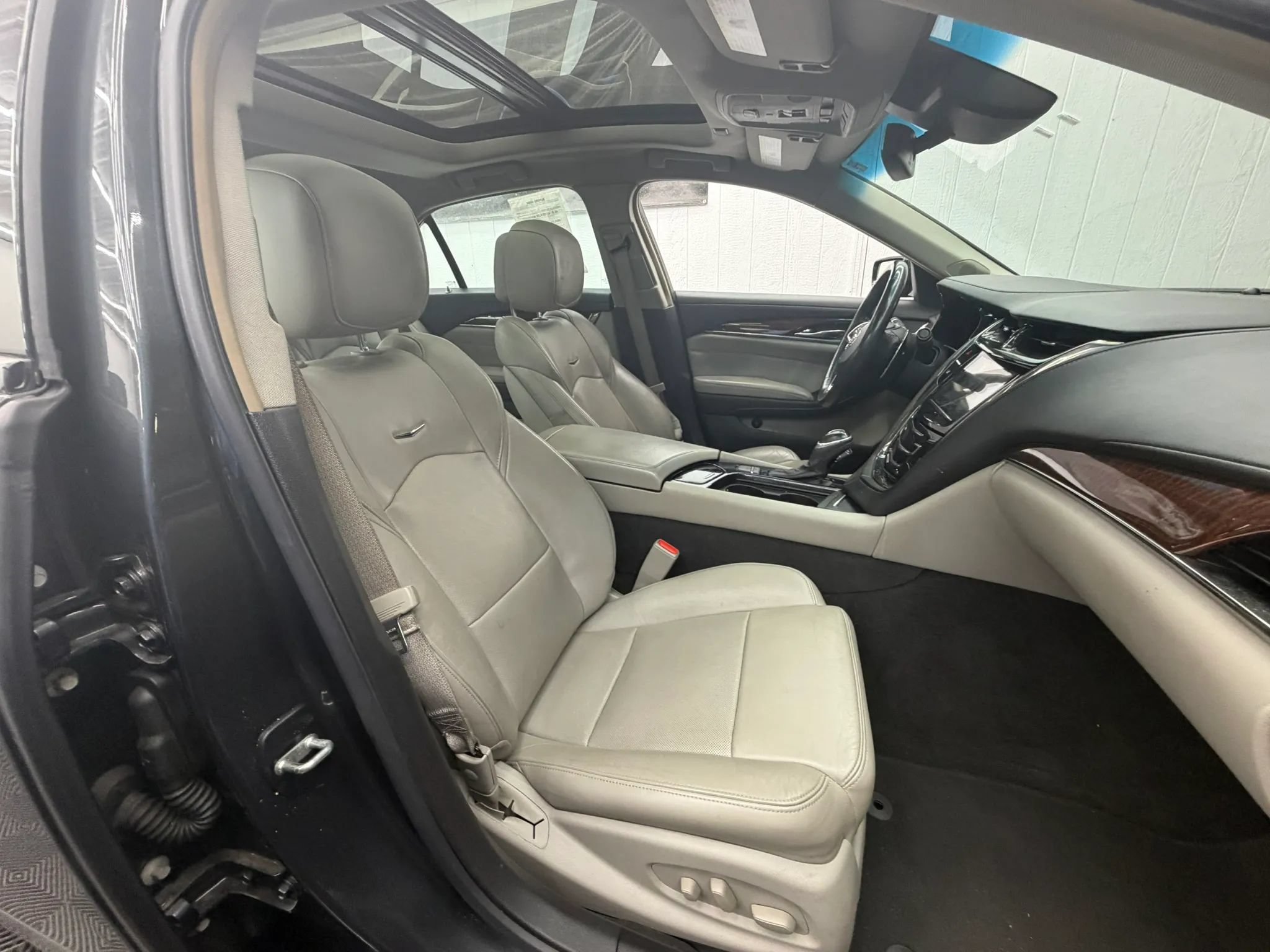 Used 2014 Cadillac CTS Luxury AWD/4WD image 5