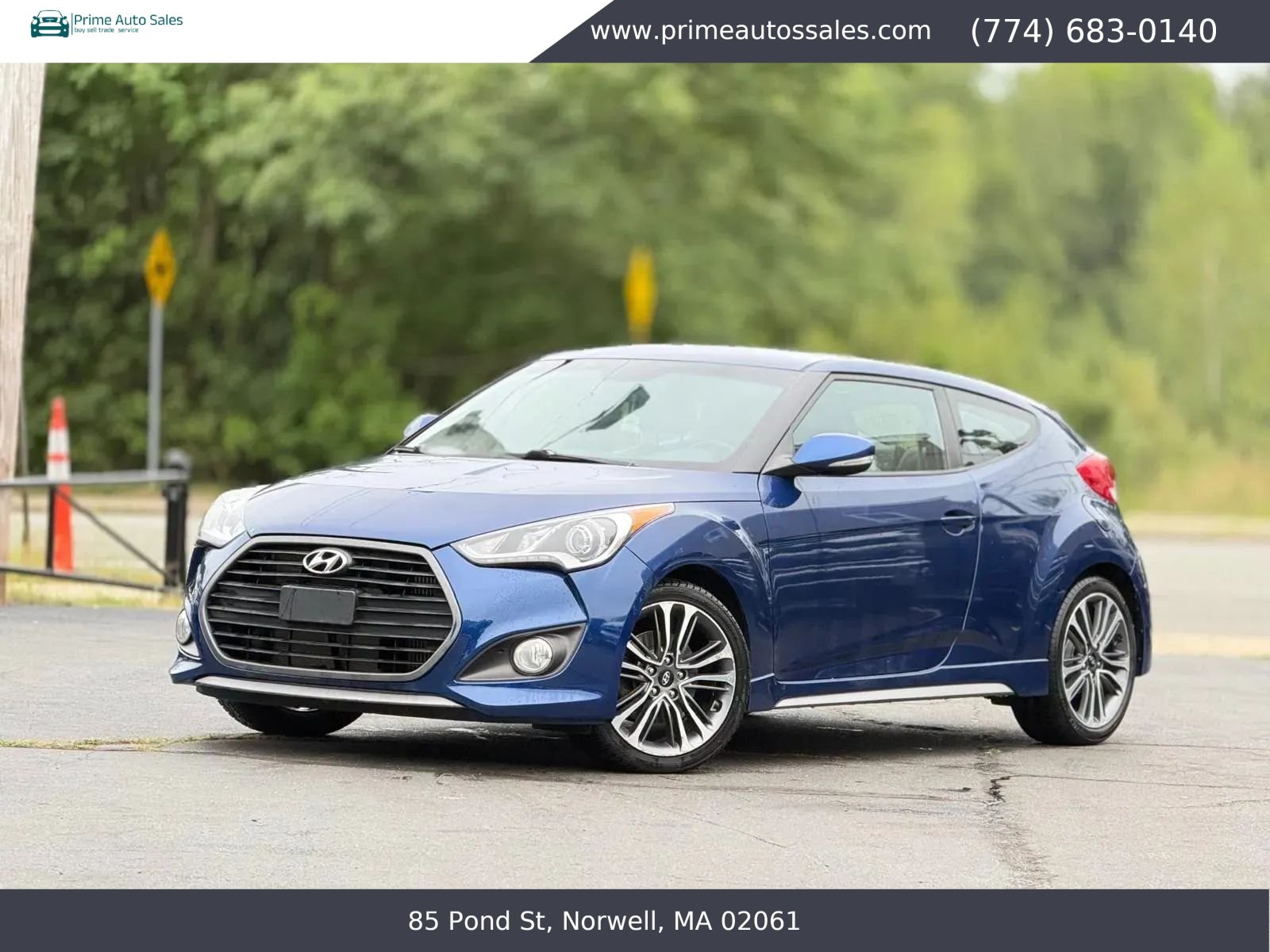 Used 2016 Hyundai Veloster Turbo FWD image 3