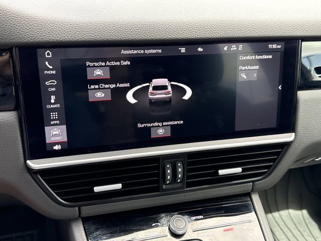 Used 2020 Porsche Cayenne image 22