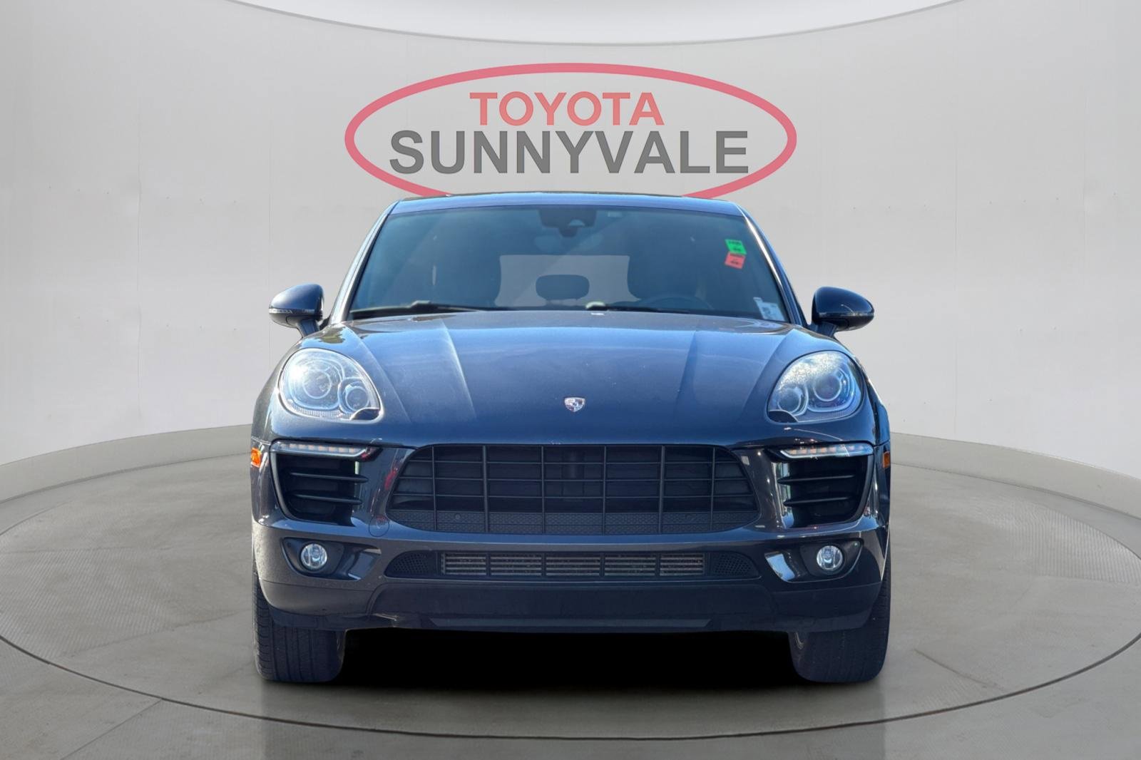 Used 2017 Porsche Macan image 11