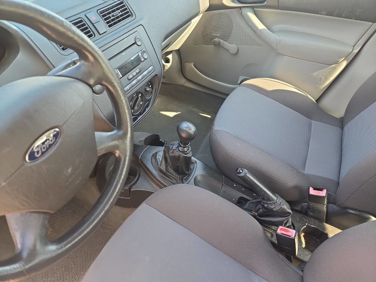 Used 2006 Ford Focus S FWD image 12