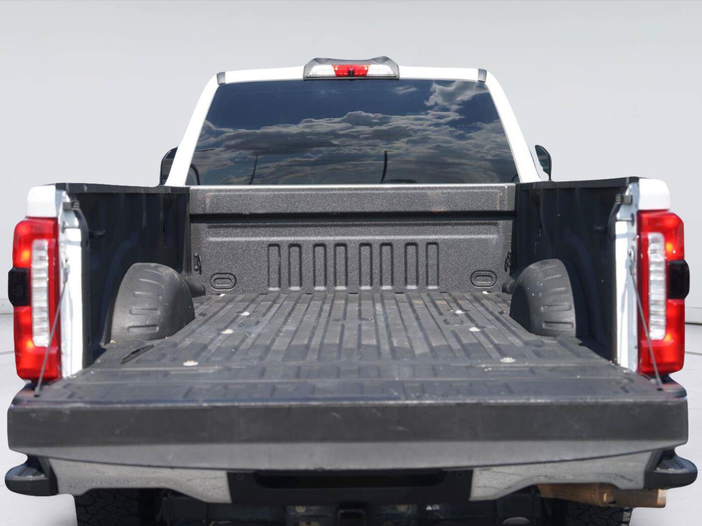 Used 2023 Ford F350 XLT w/ 360-Degree Camera Package AWD/4WD image 31