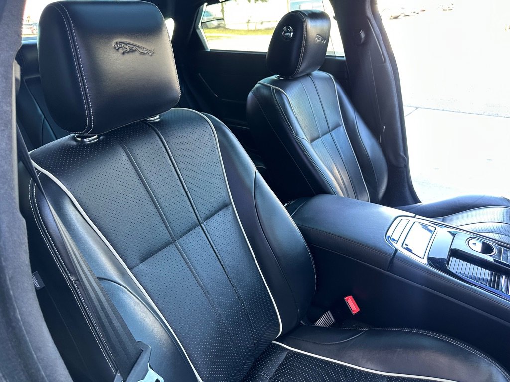 Used 2013 Jaguar XJ L Portfolio image 28