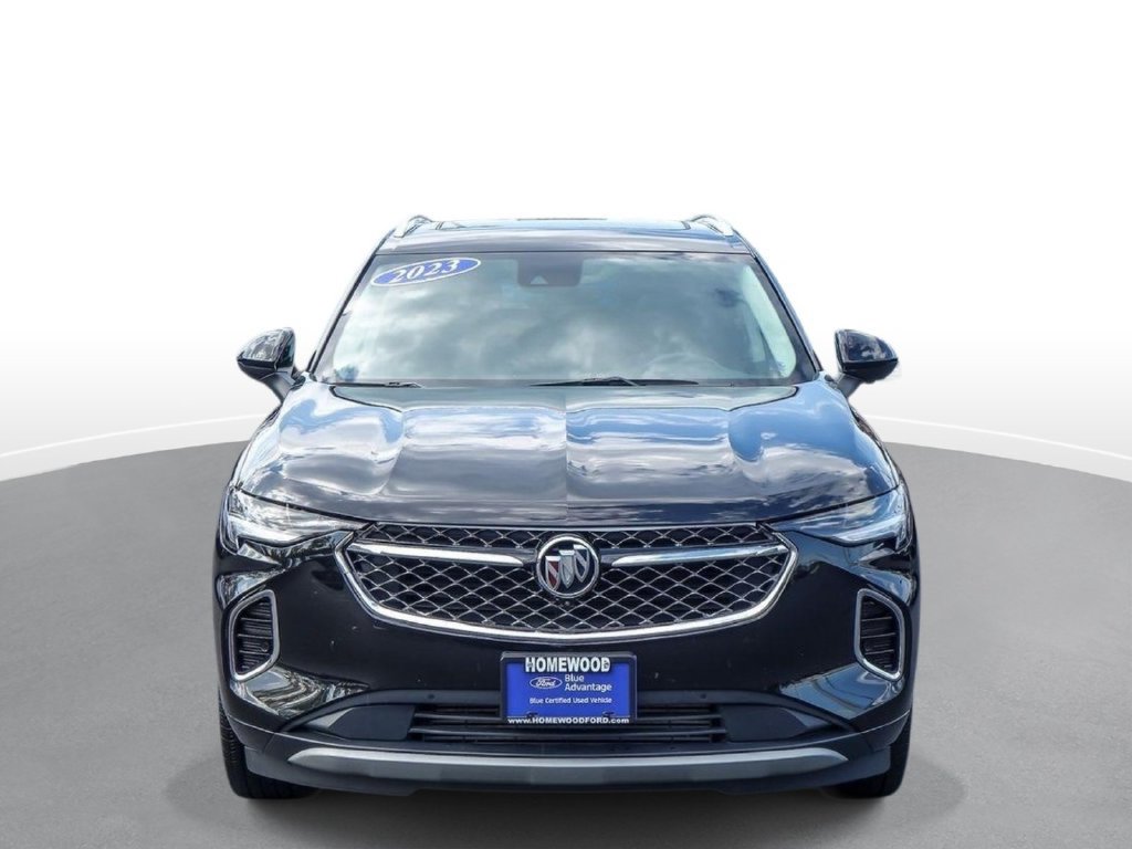 Used 2023 Buick Envision Avenir AWD/4WD image 2