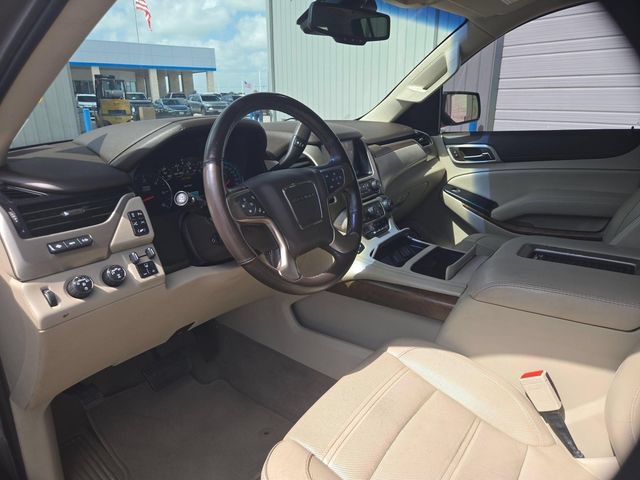 Used 2020 GMC Yukon XL Denali w/ Denali Premium Package AWD/4WD image 11