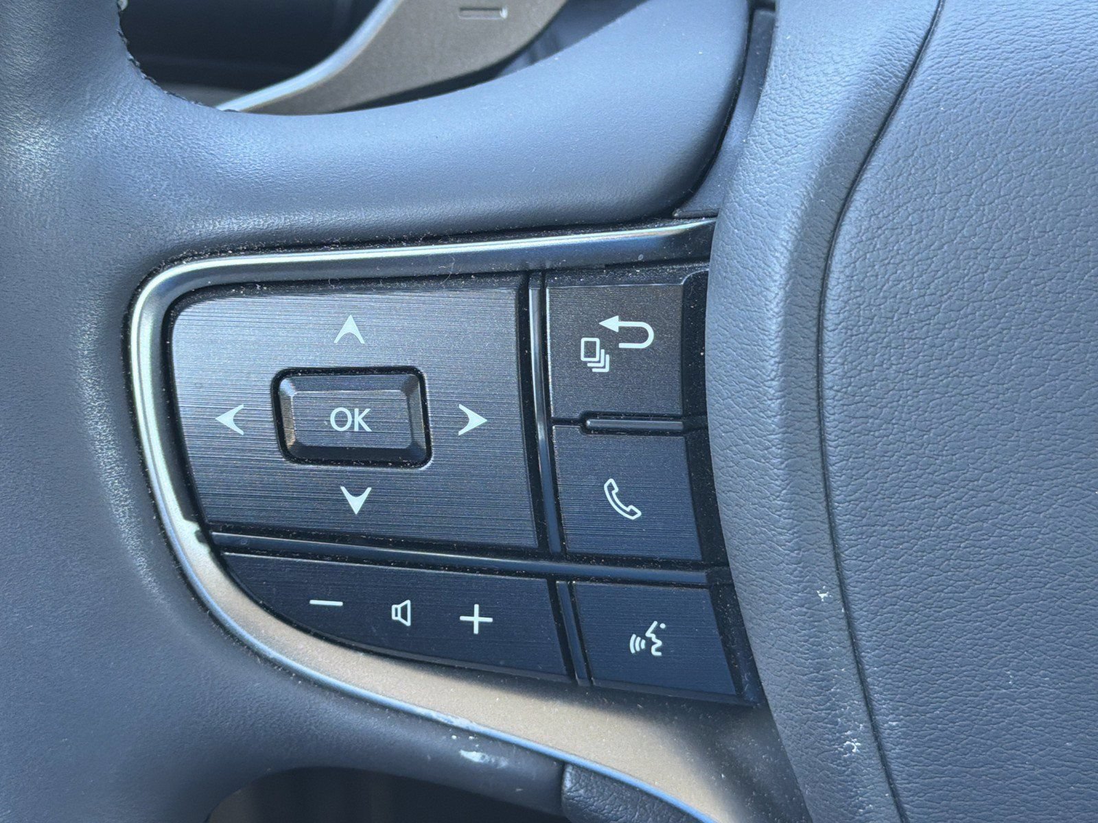 Used 2023 Lexus ES 350 w/ Premium Package FWD image 33