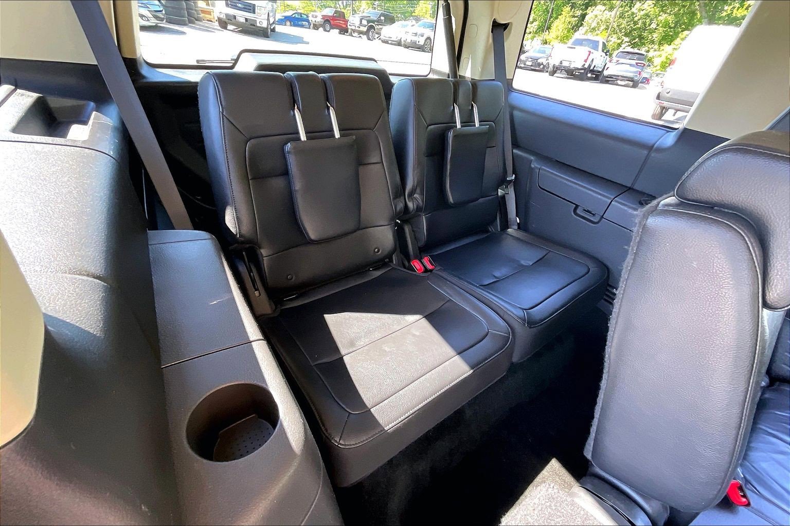 Used 2017 Ford Flex SEL w/ Equipment Group 202A AWD/4WD image 28