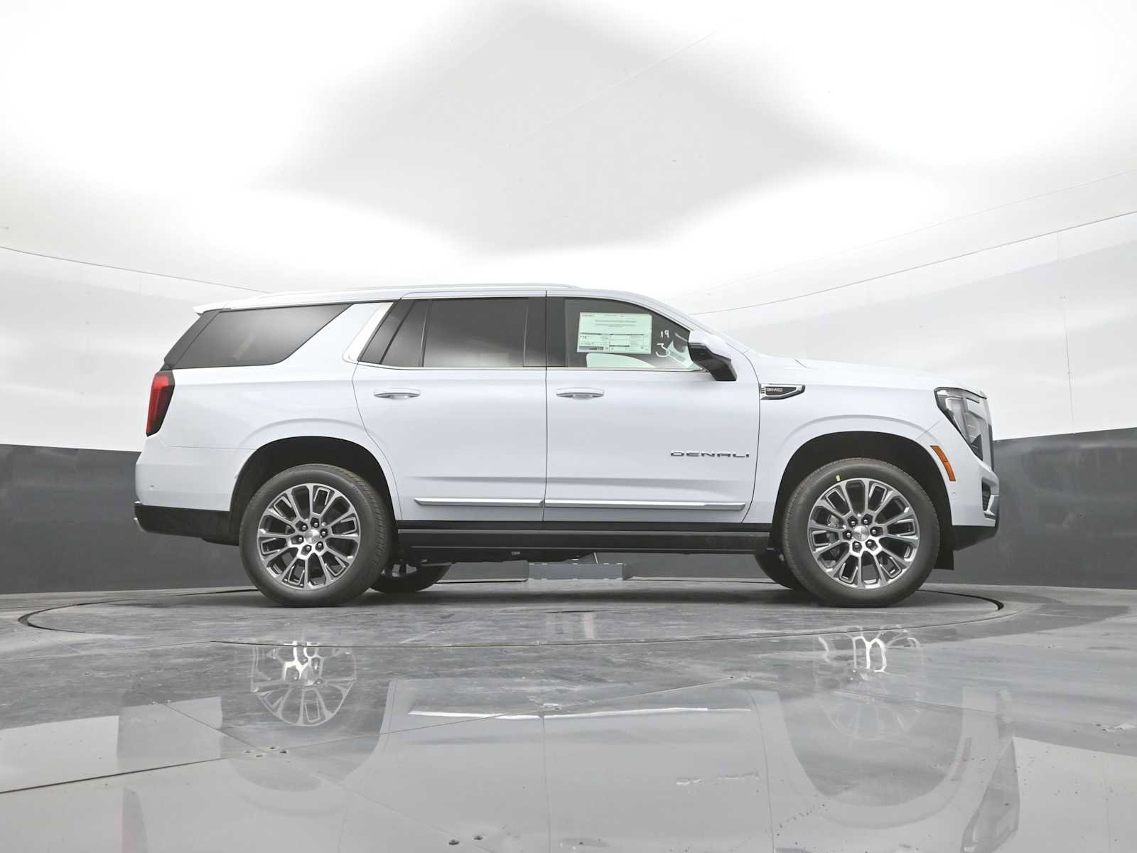 New 2027 GMC Yukon Denali w/ Denali Reserve Package AWD/4WD image 25