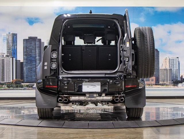 New 2025 Land Rover Defender 110 V8 image 12