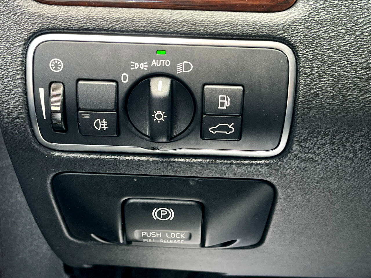 Used 2015 Volvo S80 T6 Platinum image 21